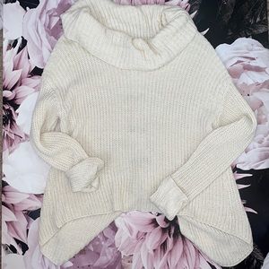 Cream XS Sweater Worn Once Great Conditon